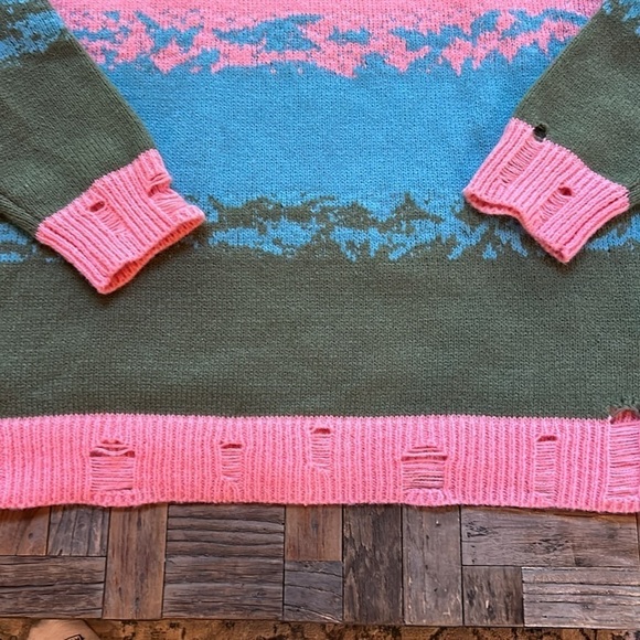 Vestique Bright Multicolor Sunset Crewneck Sweater NWT - Picture 9 of 10